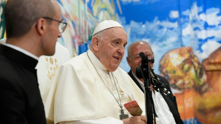 Papa Francesco risponde alle domande dei ragazzi