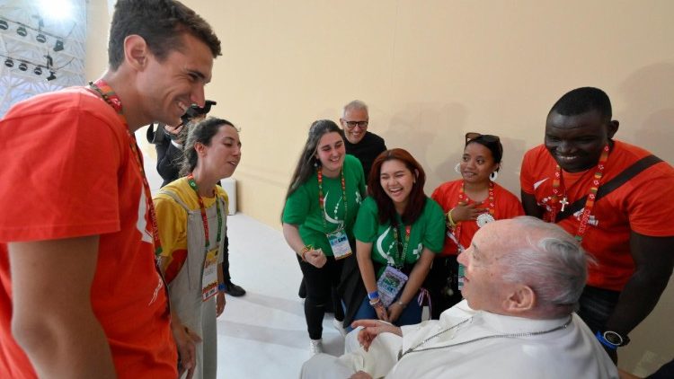 Папата с младите по време на СМД в Лисабон
