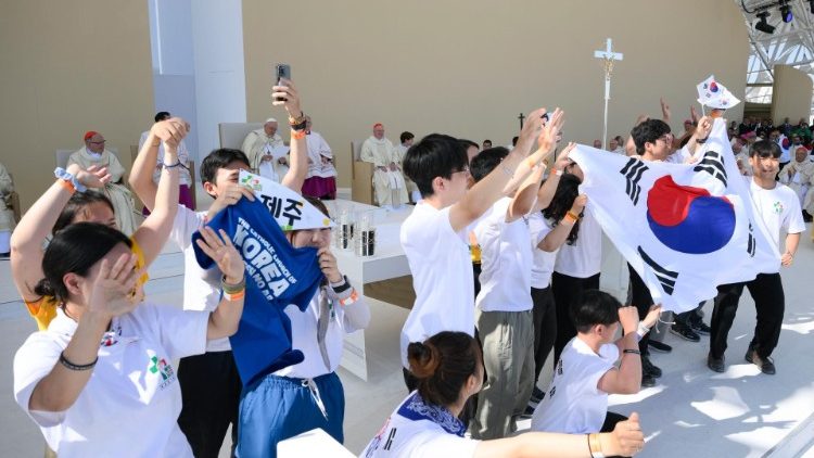Reakce korejských poutníků na papežovo oznámení