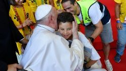 Papst Franziskus beim Weltjugendtag in Lissabon im vergangenen August