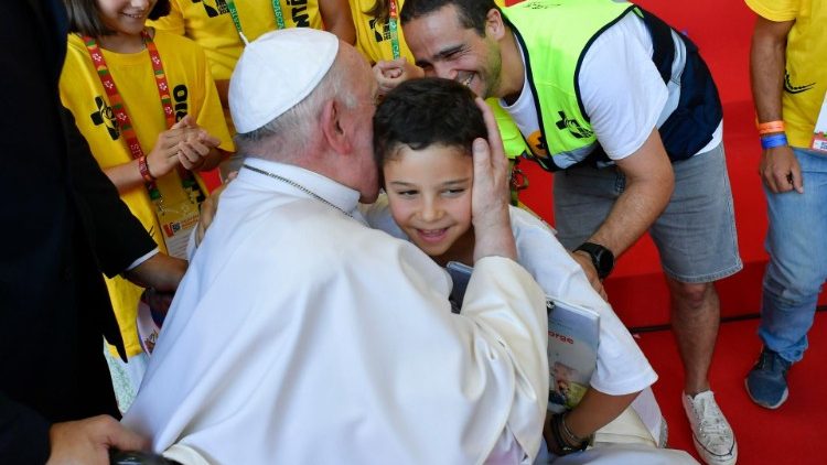 Snímka z apoštolskej cesty pápeža Františka v Portugalsku (6. augusta 2023)