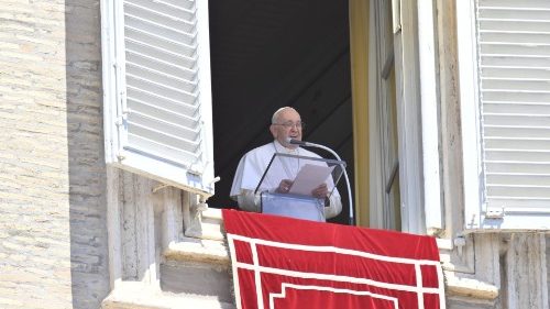 Le Pape prie pour les naufragés de la Méditerranée