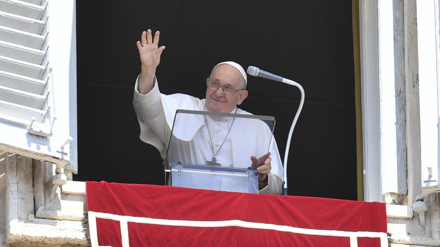 Pope’s Angelus: Let us follow Christ by being available to change