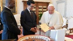 L'incontro del Papa con il presidente del Madagscar Andry Rajoelina