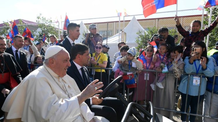 منغوليا، الأب فيسكاردي: البابا في "كنيستنا الطفلة" المنفتحة على المستقبل