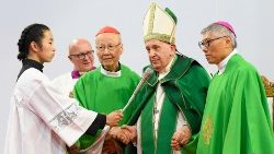 Папа Францішак з біскупамі Ганконга