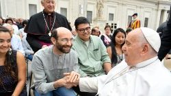 O Papa Francisco com os membros da II Caravana pela Ecologia Integral 