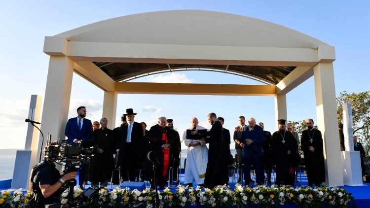 البابا يلتقي قادة جميع الديانات الحاضرة في مرسيليا