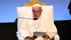 Papa Francisc la Marsilia, ”zâmbetul Mediteranei”: Întâlnirile Mediteraneene