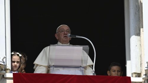 “Pecadores sí, corruptos no”: La exhortación del Papa Francisco hoy en el Ángelus
