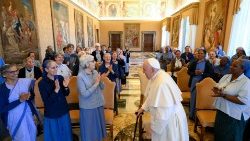 Popiežiaus audiencija Mažųjų Jėzaus seserų seserijos generalinės kapitulos narėms