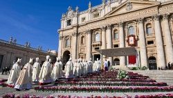 2023.10.04 Santa Messa con i nuovi Cardinali e il Collegio Cardinalizio  Apertura dellâ  Assemblea generale ordinaria del Sinodo dei Vescovi