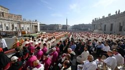 2023.10.04 Santa Messa con i nuovi Cardinali e il Collegio Cardinalizio Apertura dellâ  Assemblea generale ordinaria del Sinodo dei Vescovi