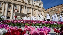 2023.10.04 Santa Messa con i nuovi Cardinali e il Collegio Cardinalizio Apertura dellâ  Assemblea generale ordinaria del Sinodo dei Vescovi