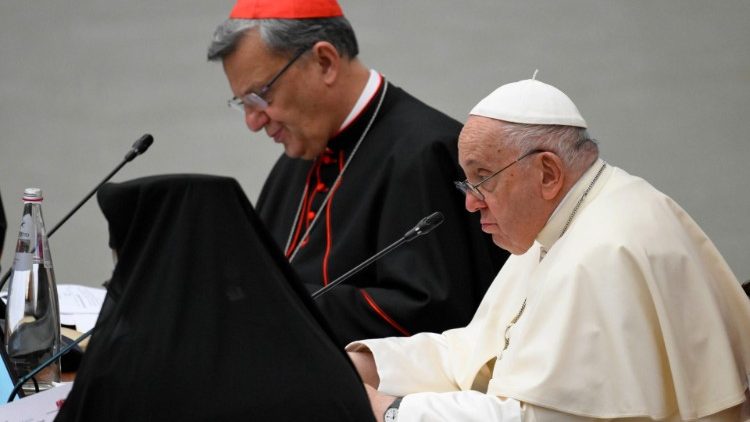 Cardeal Mario Grech e o Papa Francisco