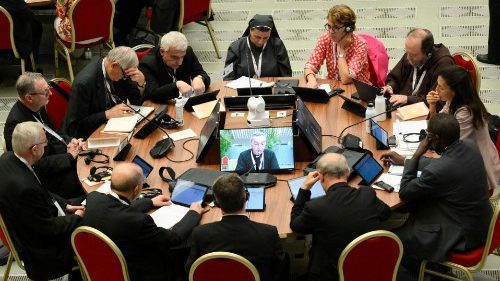 Participants at the first session of the Synod General Assembly