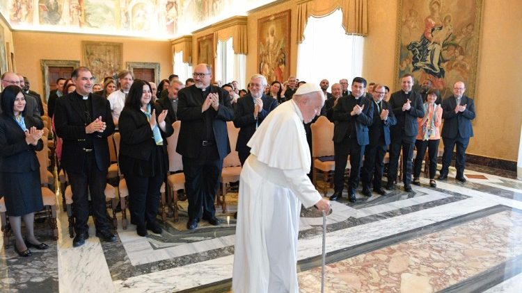 Ferenc pápa a scalabriánusok konferenciájának résztvevőivel    