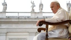 O Papa Francisco durante a Audiência Geral desta quarta-feira, 18 de outubro