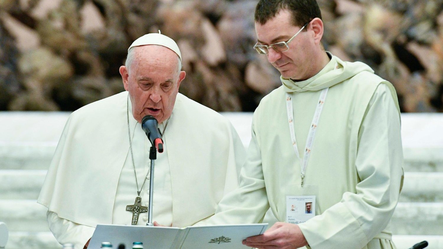 Mereka adalah umat Tuhan yang setia!  – Berita Vatikan