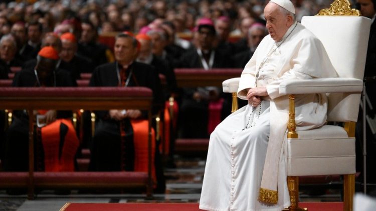 Le Pape lors de la prière pour la paix, le 27 octobre 2023. 