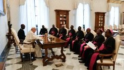 Les évêques du Togo en visite ad limina apostolorum, reçus par le Pape vendredi 27 octobre 2023.