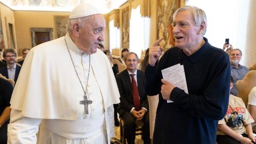 Pe. Ciotti: emoção e gratidão ao Papa por receber mulheres que abandonaram a máfia