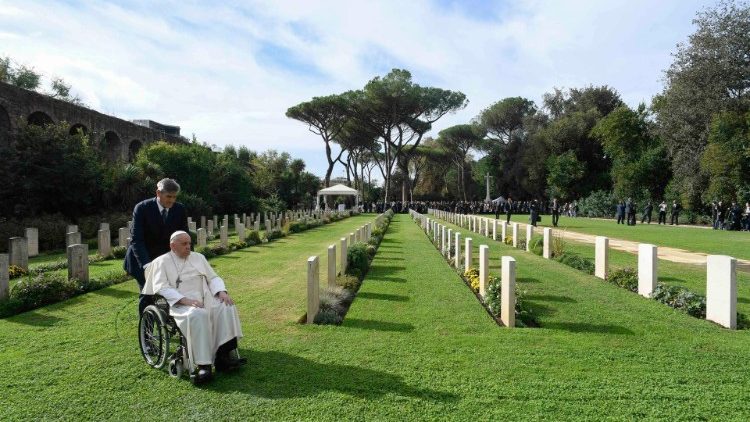 François au cimetière de guerre du Commonwealth à Rome