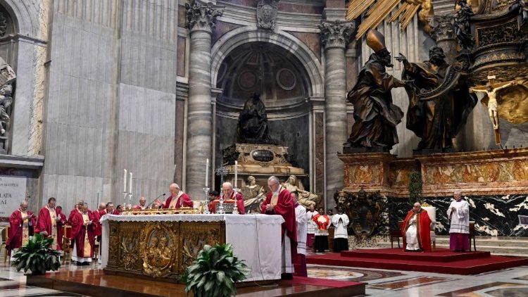 Holy Mass presided over by Pope Francis in suffrage of Benedict XVI and the Cardinals and Bishops who died over the past year