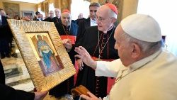 البابا فرنسيس يستقبل المشاركين في الجمعية العامة لجمعية فرسان القبر المقدس