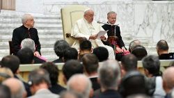 Papa Francisc a transmis o scrisoare către preoții parohi în contextul parcursului sinodal