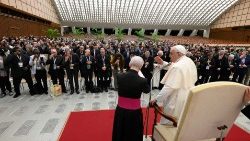 البابا يستقبل المشاركين في اللقاء الدولي الثاني للمسؤولين عن المزارات والعاملين فيها