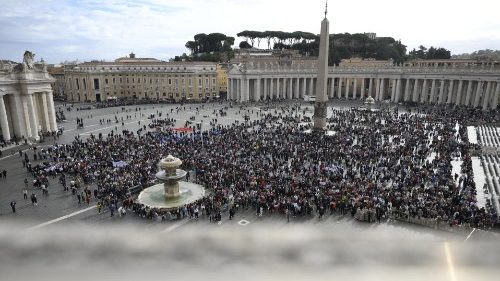 Papst beim Angelus: Mehr auf das Innenleben achten