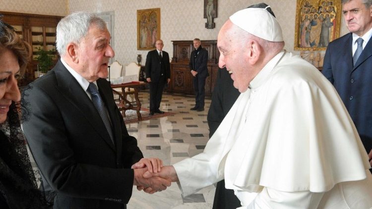 Papst Franziskus begrüßt Iraks Präsidenten Abdul Latif Jamal Rashid