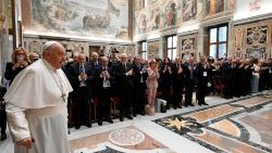 O Papa encontra delegações da mídia católica (Vatican Media)