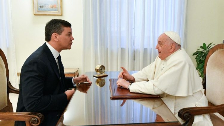 Pope Francis with President Peña Palacios 