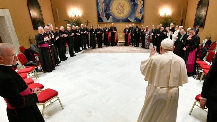 The Pope receives members of the International Theological Commission