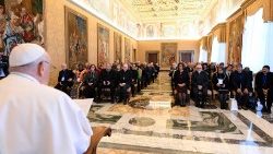 O Papa recebe em audiência os membros do Movimento dos Focolares (Vatican Media)