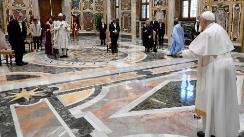 El Papa: En la guerra mundial “a pedazos” se necesita una diplomacia multilateral