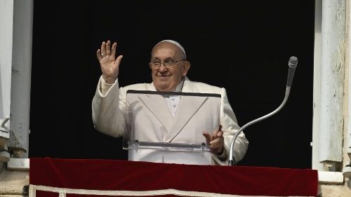 Il Papa: come Maria stupirsi dei doni di Dio, non darli mai per scontati