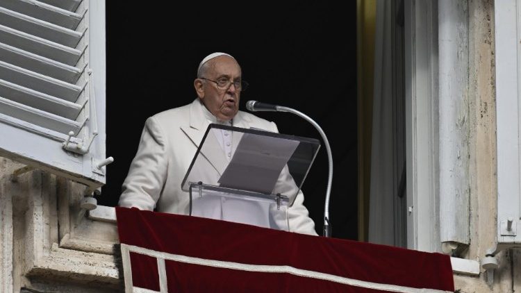 Папа Франциск на общей аудиенции 17 декабря 2023 г. в Ватикане