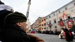 Le Pape François place d'Espagne à Rome pour l'acte de vénération à la Vierge
