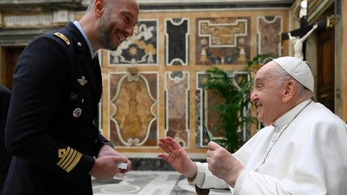 Papst: Die „gute“ Armee, die Menschen verteidigt und Leben schützt