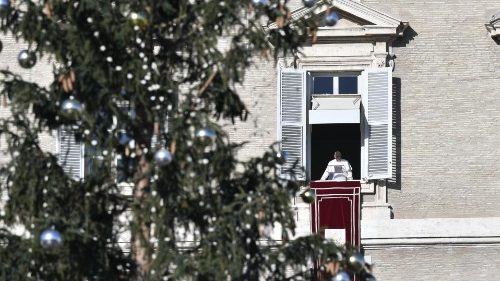 Pope at Angelus: Strive to become credible voices who testify to the coming of Jesus