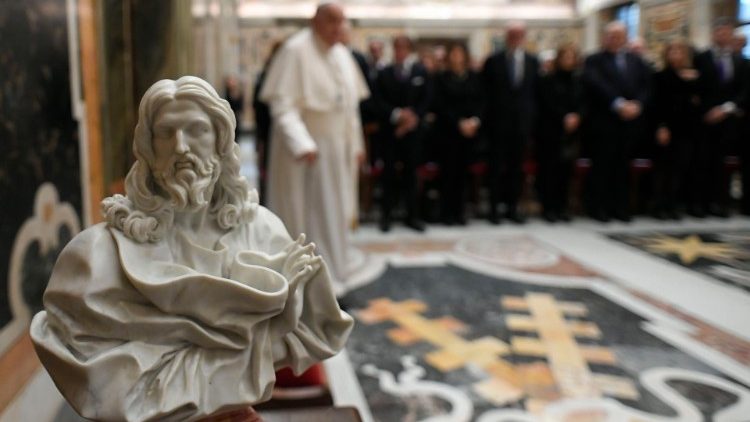 Papst Franziskus und die italienischen Präfekten im Apostolischen Palast