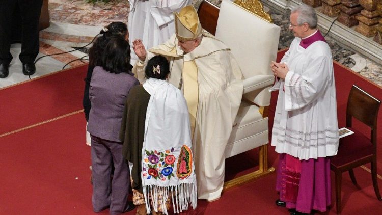Papst Franziskus bei der Messe zu Ehren Unserer Lieben Frau von Guadalupe