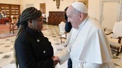 Franziskus Mitte Dezember mit Francia Elena Marquez Mina im Vatikan