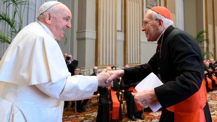 Papež František a kardinál Re