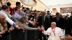 البابا يستقبل أعضاء الاتحاد الدولي Pueri Cantores ويحدثهم عن الفرح والصلاة والتواضع