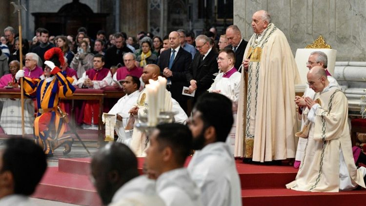 البابا فرنسيس يترأس القداس الإلهي احتفالا بعيد القديسة مريم أم الله