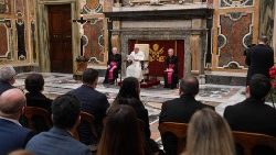 Папата с делегация на католическия универиситет "Свети Антон" в Мурсия, Испания